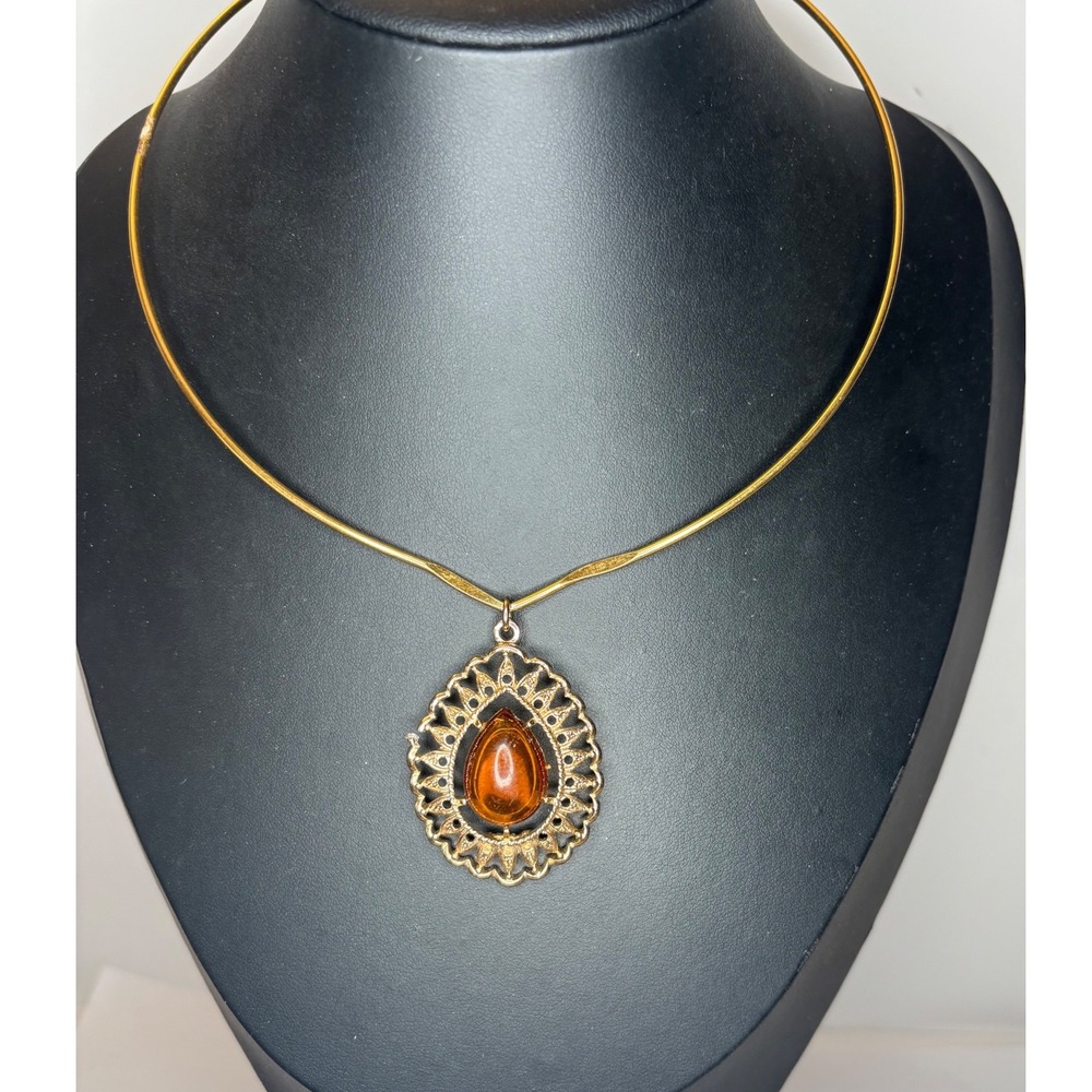 Vintage 1970s Sarah Coventry Pendant Necklace Faux Amber Filigree Collar